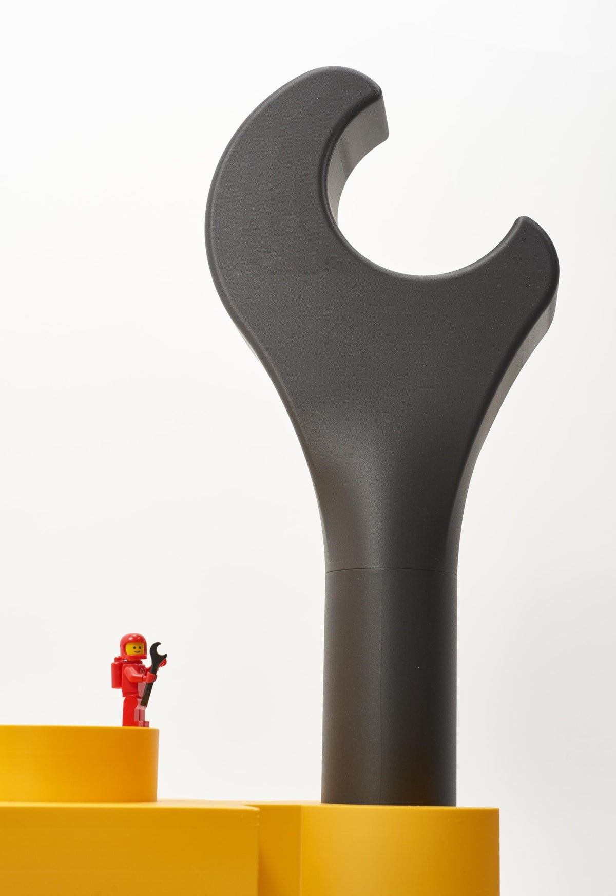Wrench 20x: detail surface