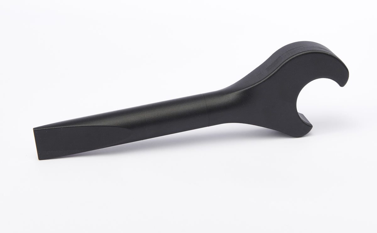 Wrench 10x: detail surface