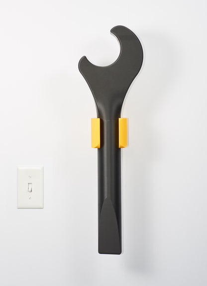 Giant Wrench / Spanner (20x): catalog
