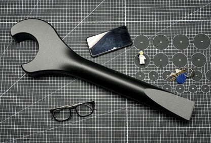 Wrench 20x: lifestyle desk